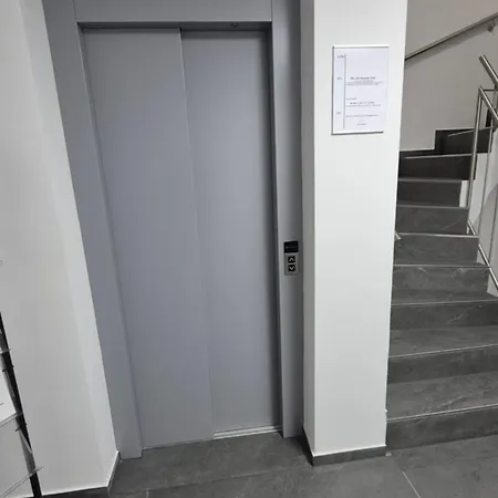 Seibel Doppel-zweibettzimmer Mit Balkon * Reutlingen